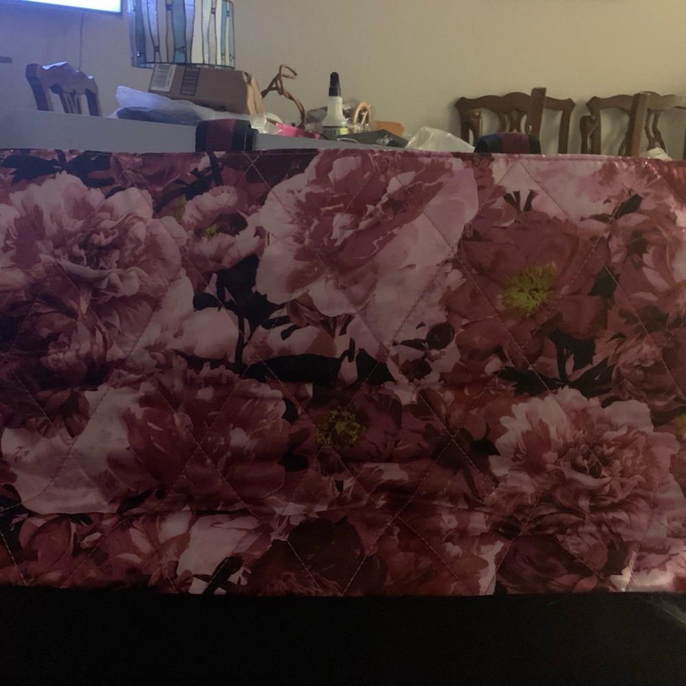 Victoria’s Secret Floral Tote - Picture 7 of 8